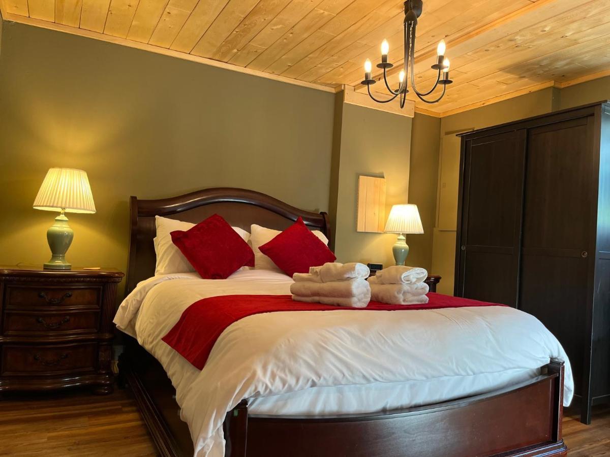 Frigon Suite -Waterfront Port Alice Екстериор снимка