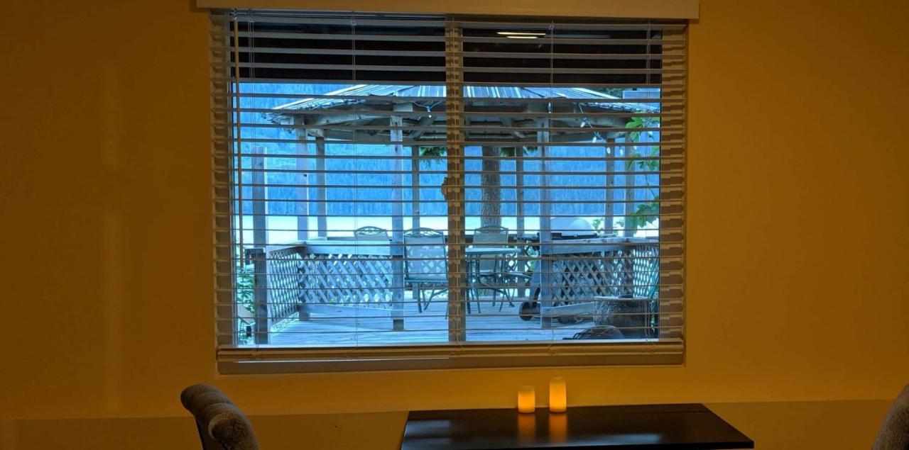 Frigon Suite -Waterfront Port Alice Екстериор снимка